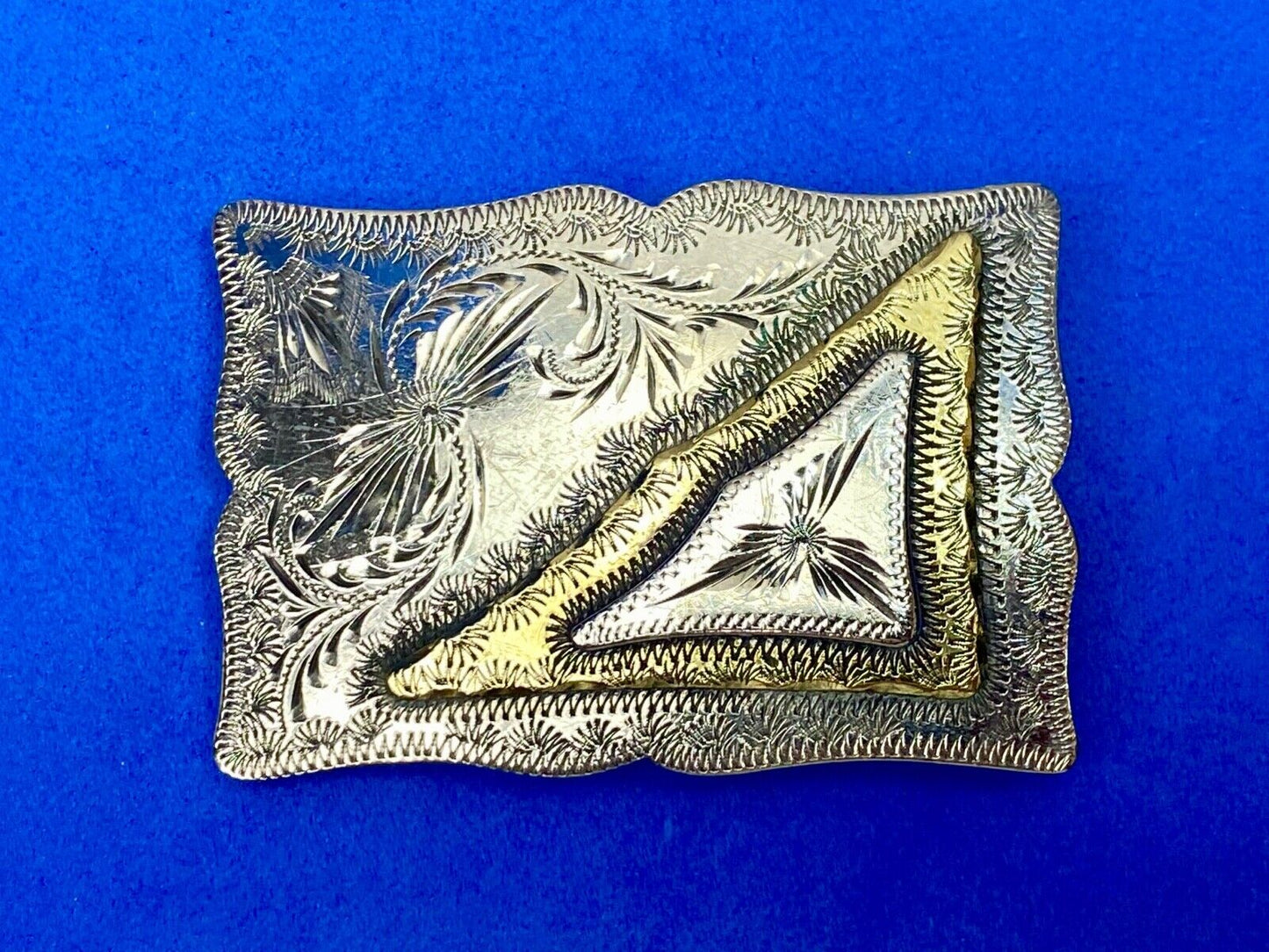 Beautiful Hand Made Western Flower Swirl ornate mixed metal Eastern belt buckle