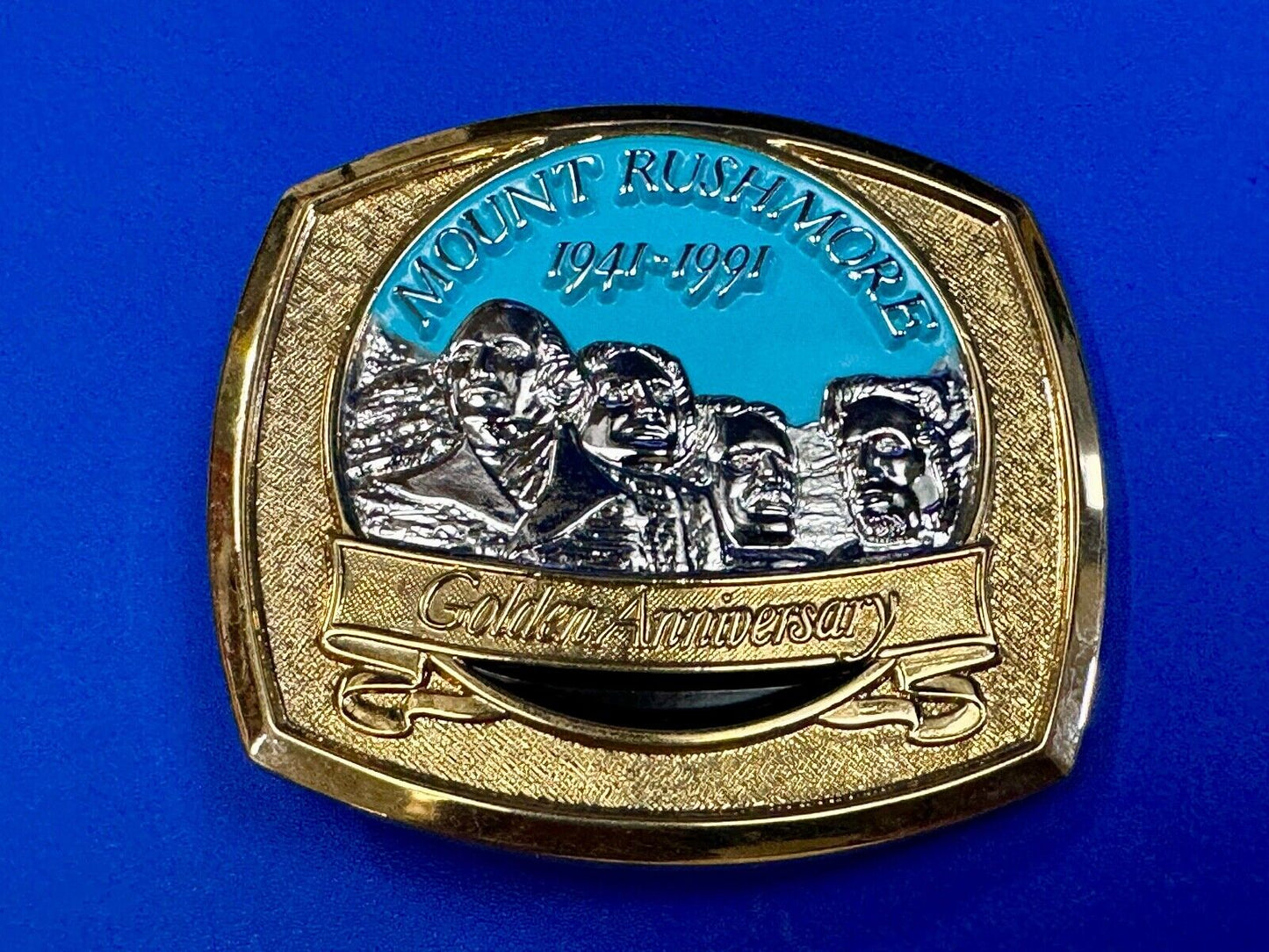 1991 Mount Rushmore 50th Golden Anniversary Limited Edition belt buckle