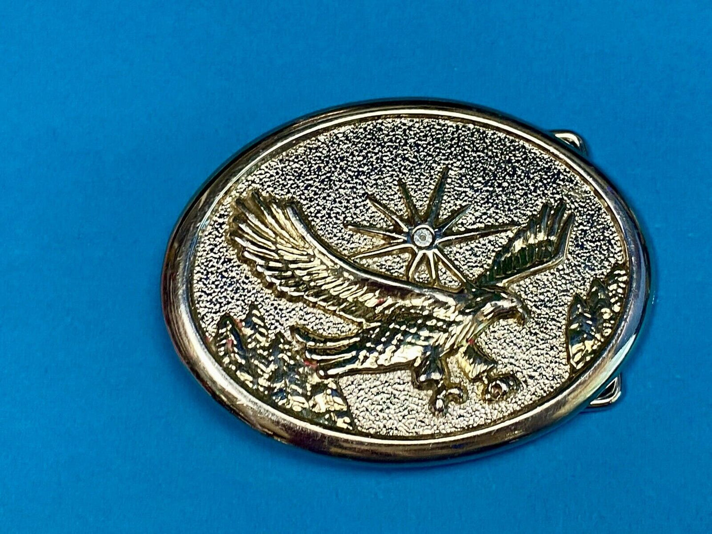 Vintage Classic Flying Bald Eagle with starburst Metal Belt Buckle