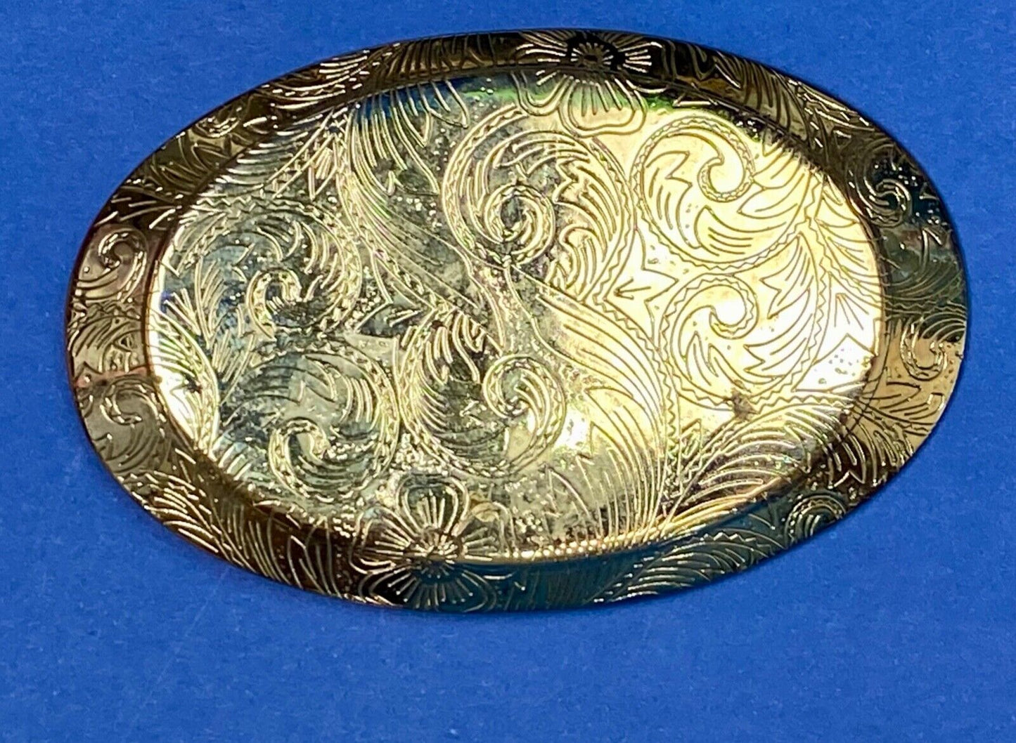 Beautiful Engraved Western Oval Flower Pattern Belt Buckle