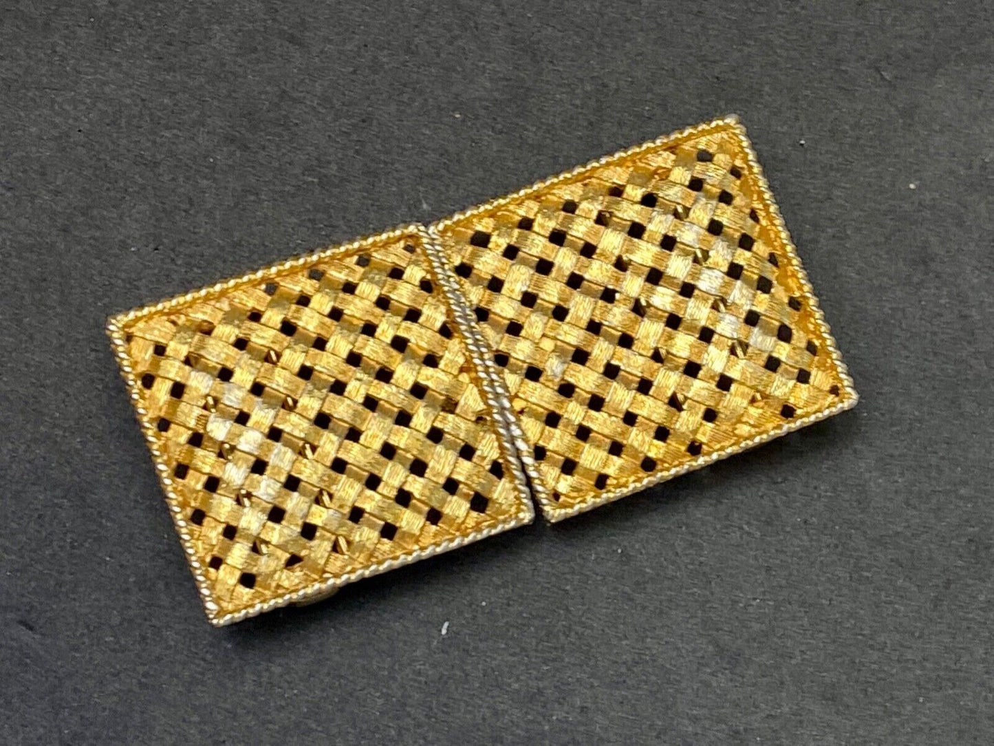 Basket Weave Pattern rectangular Interlocking two piece belt buckle