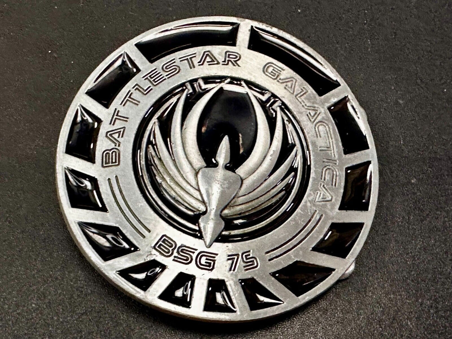 BATTLESTAR GALACTICA BSG 75 Television Series Metal Enameled Round Belt Buckle