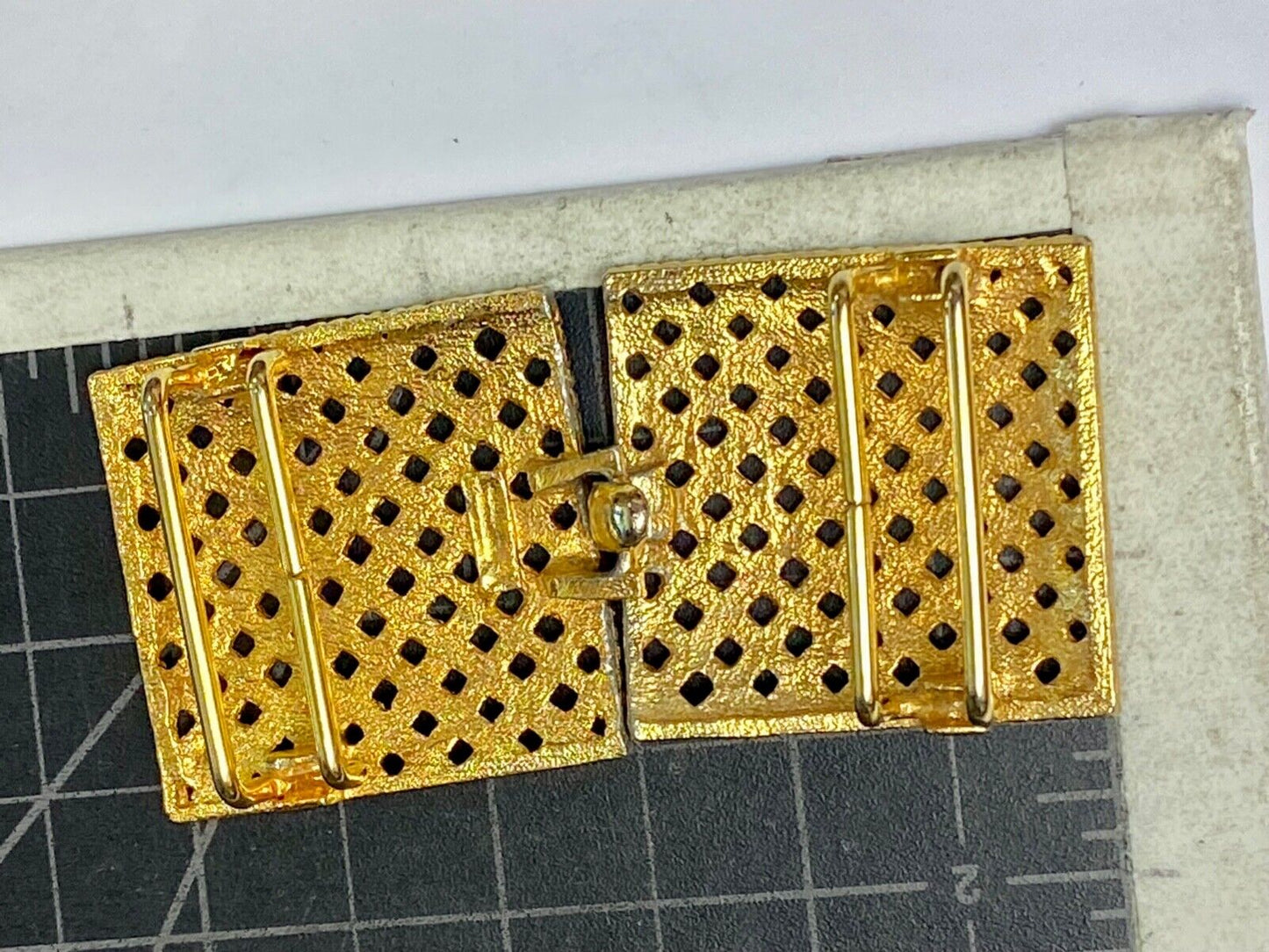 Basket Weave Pattern rectangular Interlocking two piece belt buckle