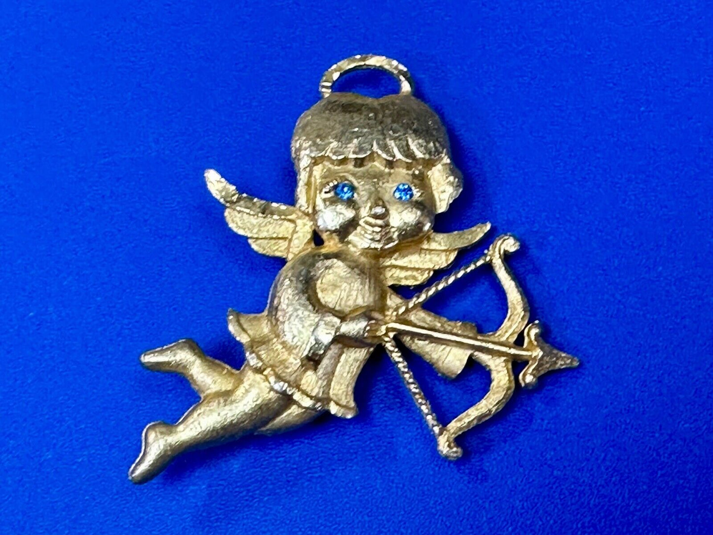 Adorable Angle Cupid w/ blue eyes! Love Arrows Mamselle signed brooch pin