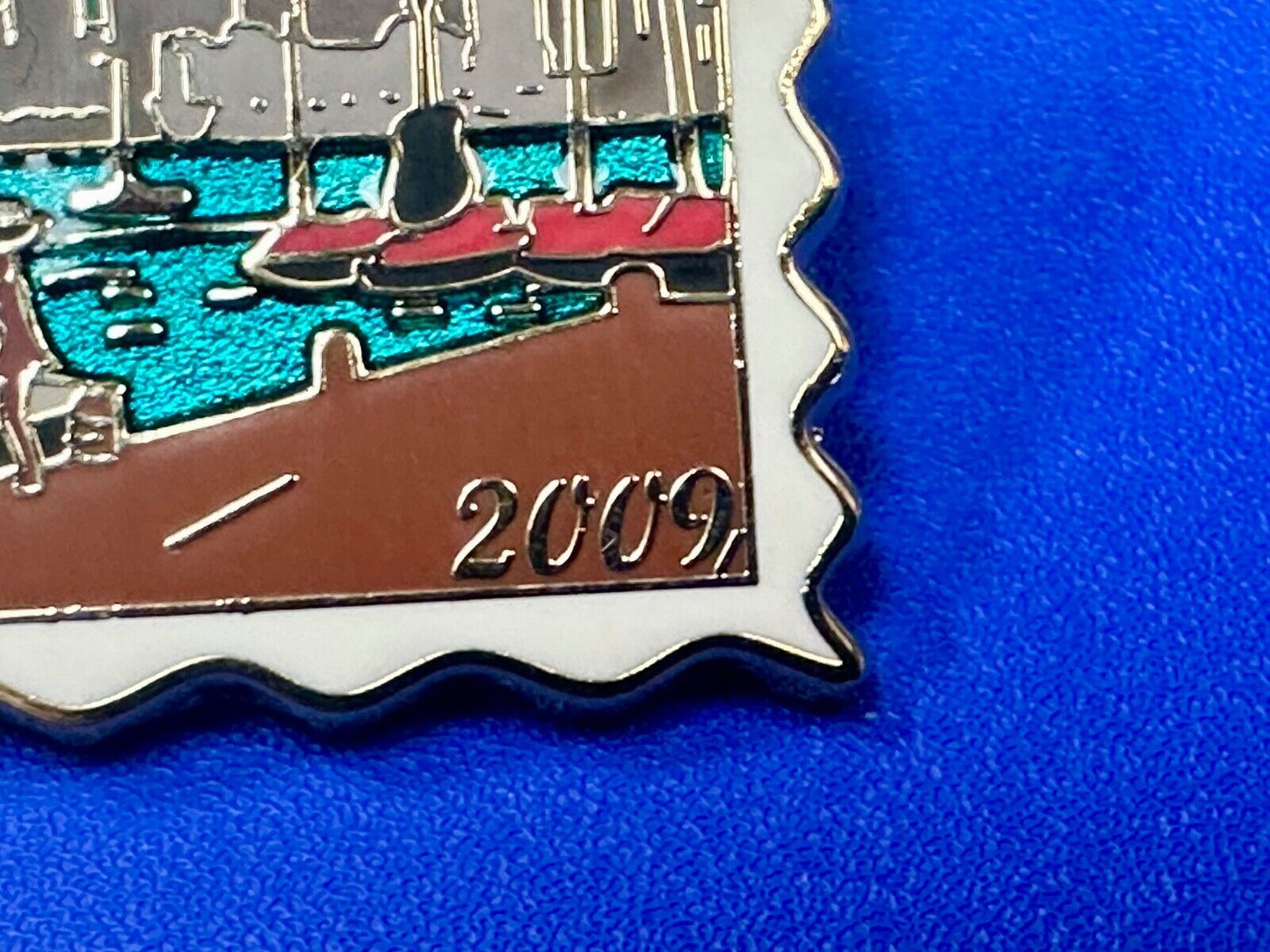 2009 Hard Rock Cafe Collectors San Diego California Stamp Style pin