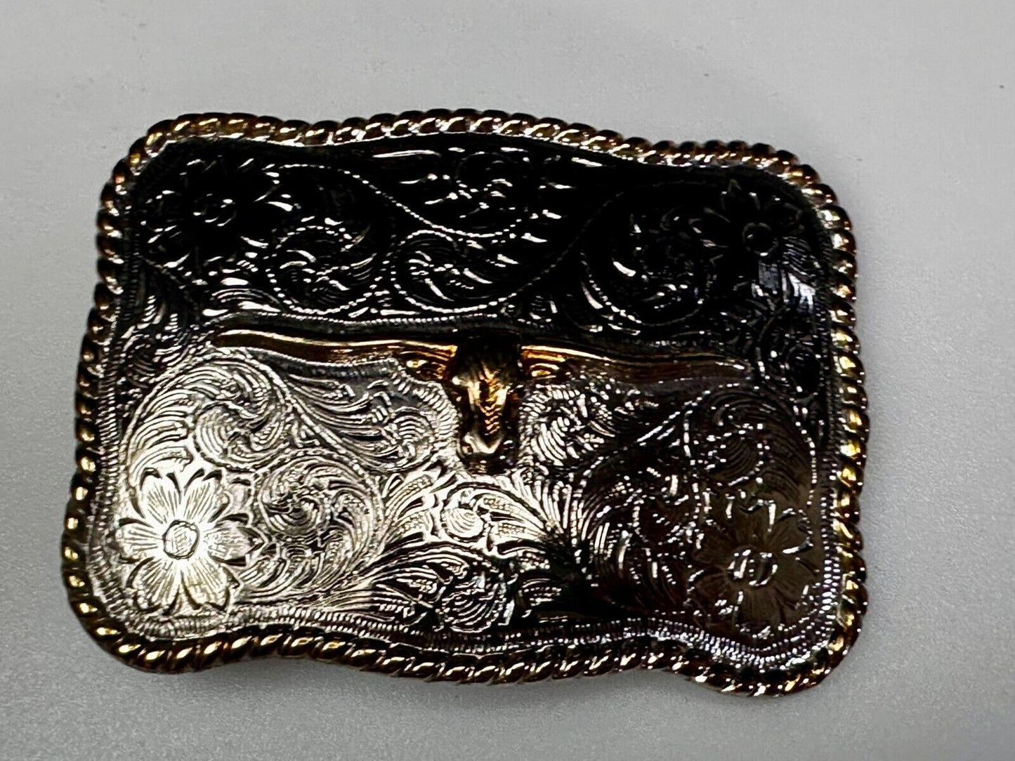 Texas Longhorn Vintage Western Flower Swirl Design Belt Buckle With Rope Boarder