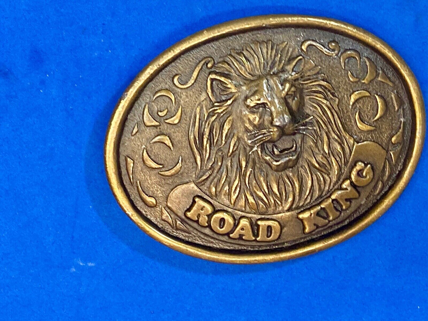 To a Professional Driver - ROAD KING, lions head belt buckle Philips 76 station
