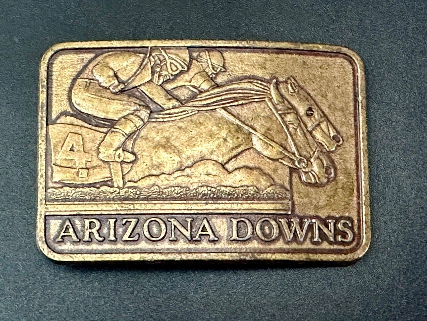 Vintage Arizona Downs Jockeys on Horses Racetrack vtg. Brass Tone Belt Buckle