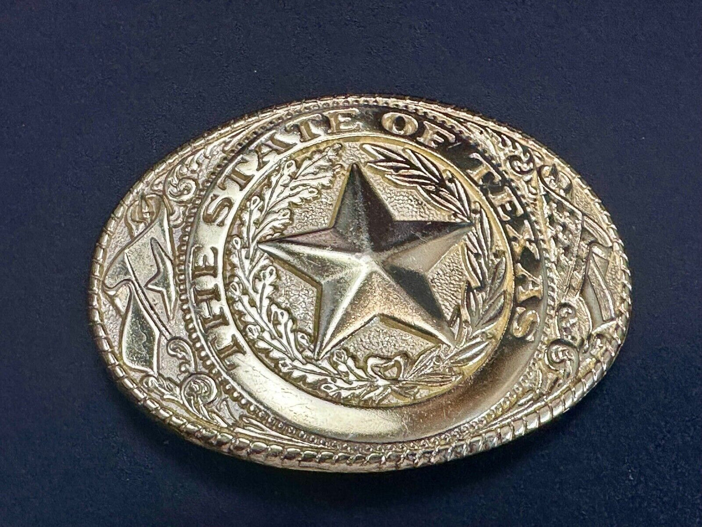 The Great State of Texas - Lone Star Flags seal gold & white color belt buckle