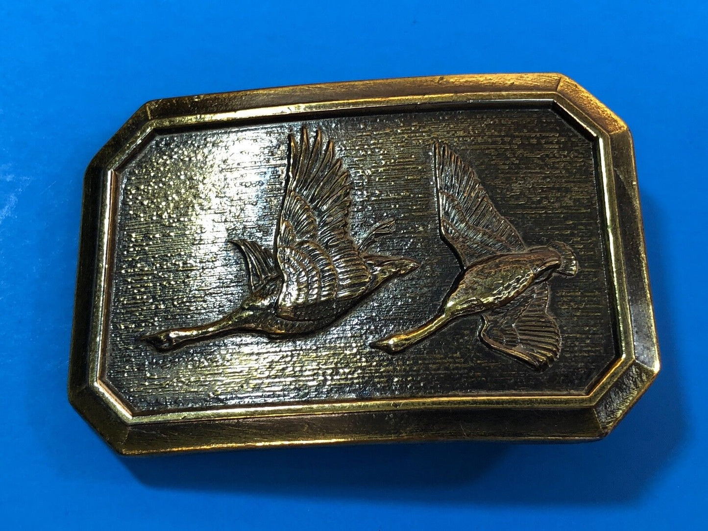 Vintage 1978 American Buckle Co Flying Mallards geese bird Ducks Belt Buckle