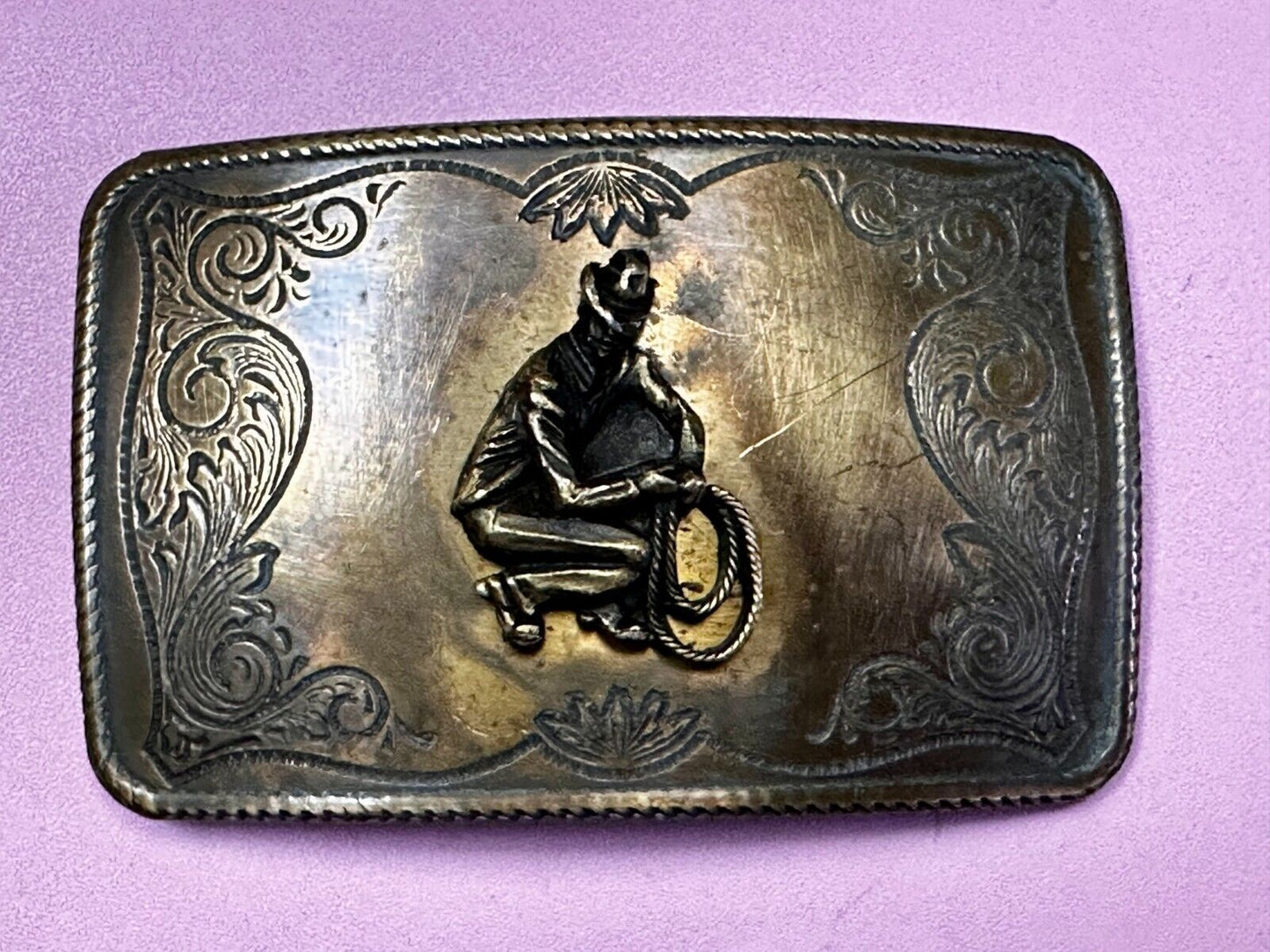 Vintage Cowboy Kneeling With Rodeo Lasso Rope Western Belt Buckle