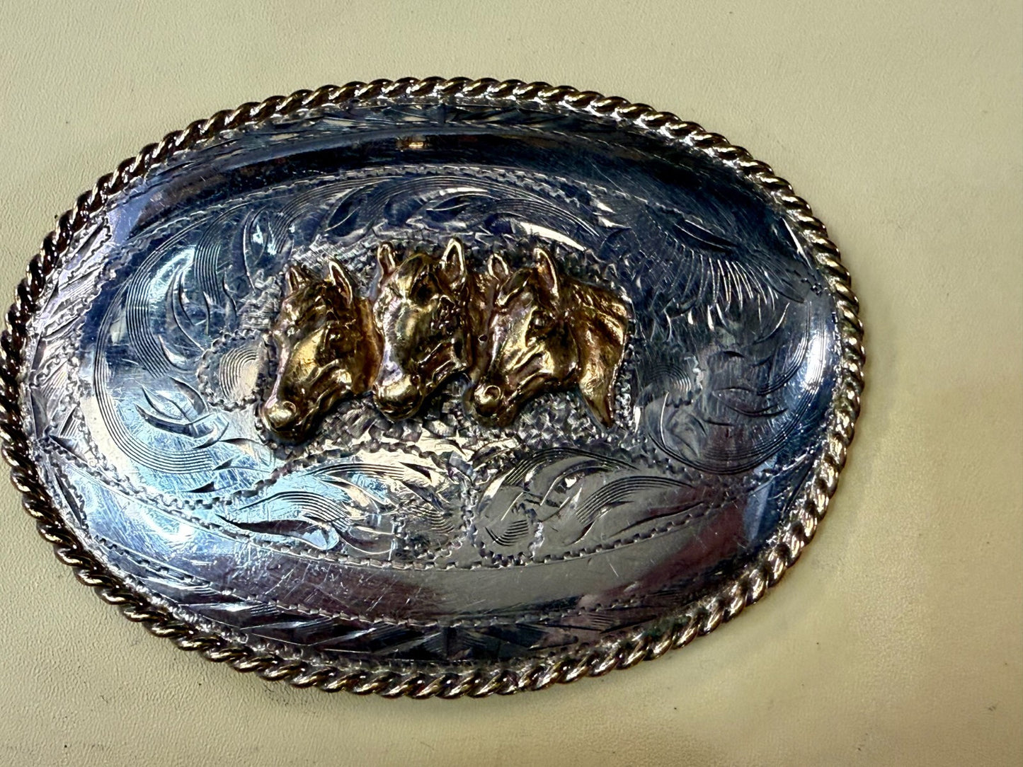3 Horse Heads - Blank Ribbons Tex Tan Sterling Front Hand Engraved Belt Buckle