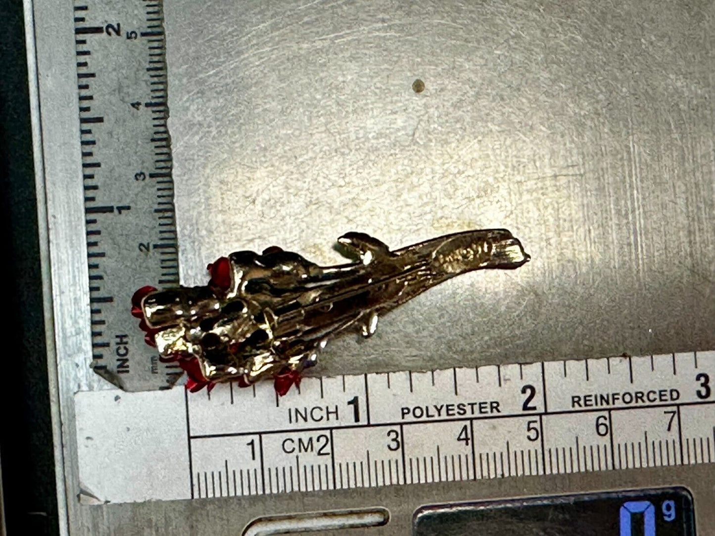 Beautiful Dozen of Red Roses Bouquet Gold Tone Brooch Pin Signed DM 97
