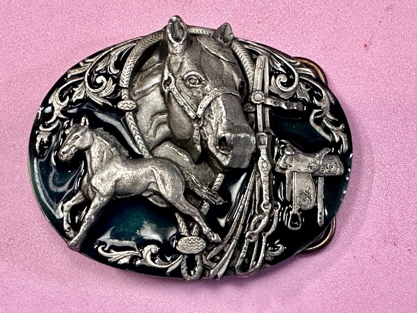 The Wild Horse Commemorative Vintage 1988 Siskiyou Belt Buckle K-80