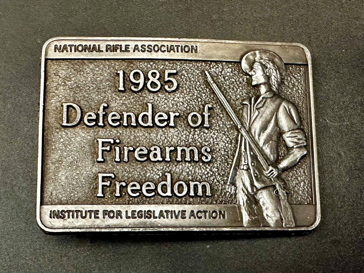 1985 Defender of Firearms Freedom Vintage NRA ILA NOS Gun Collector Belt Buckle