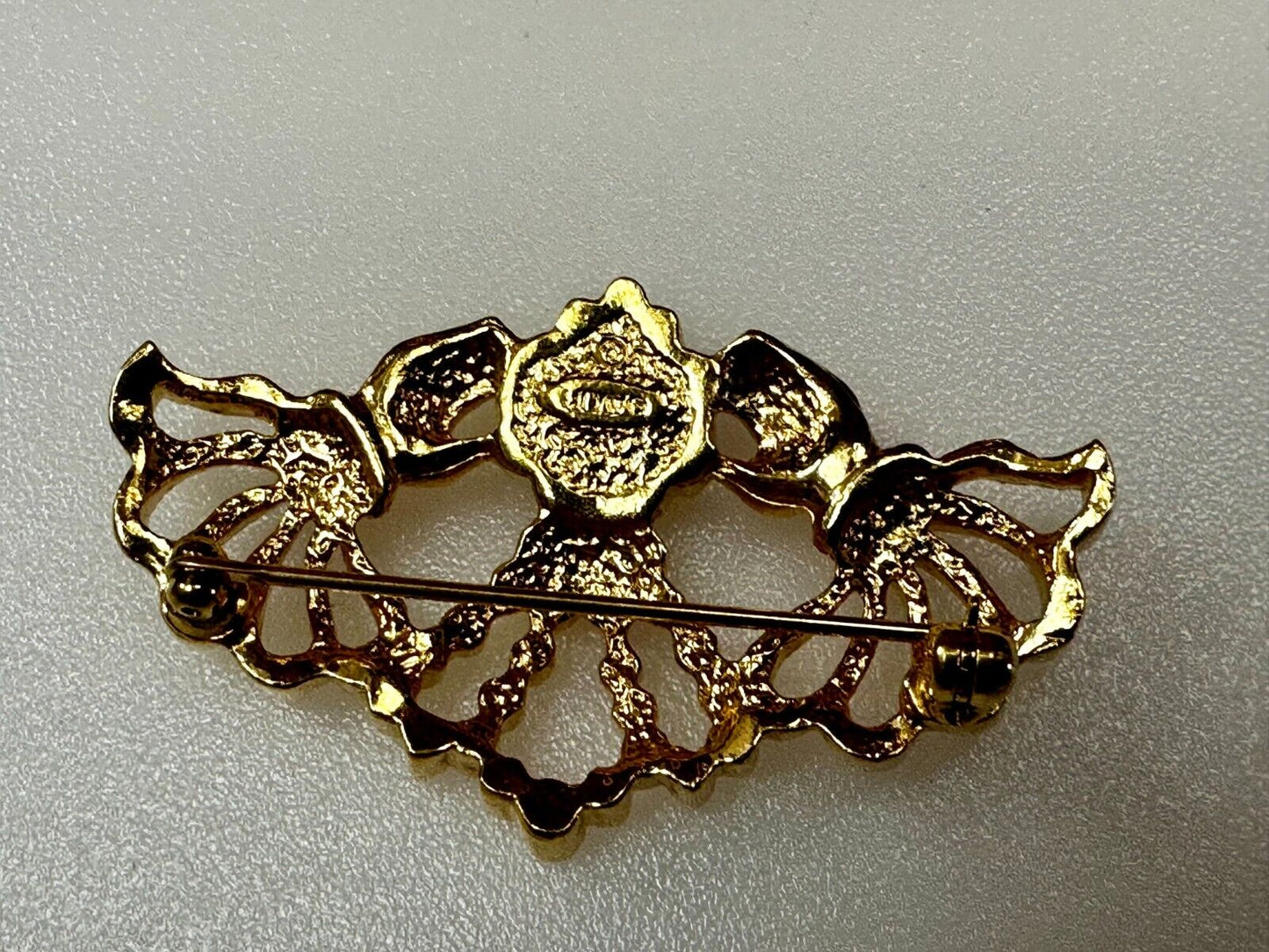 Vintage Avon Gold Tone Claddagh Faux Pearl Heart Hands Crown Pin Brooch