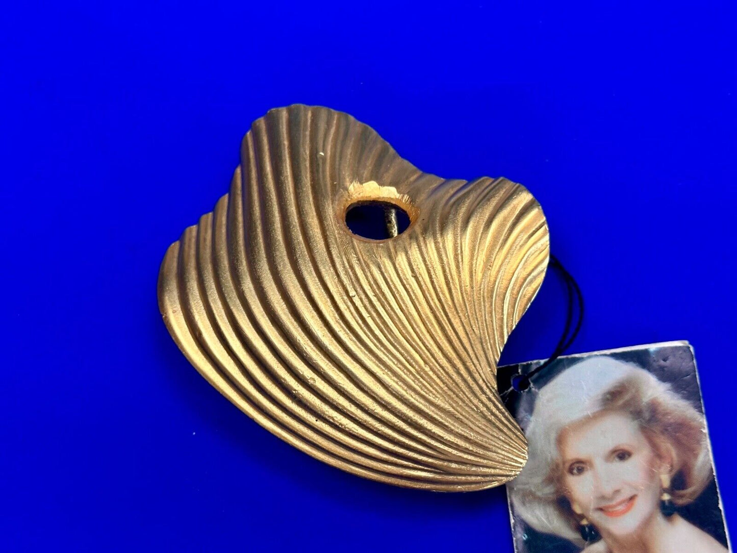 Susan Maddox gold tone abstract style NOS belt buckle