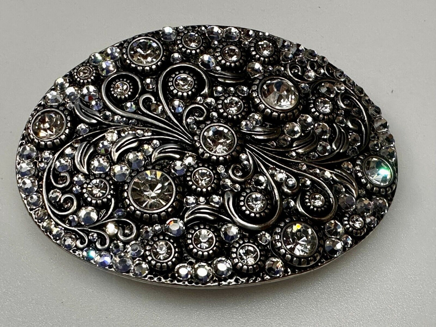 Beautiful Sparkling Rhinestone Accented Leaf Swirl Western Fashion Belt Buckle