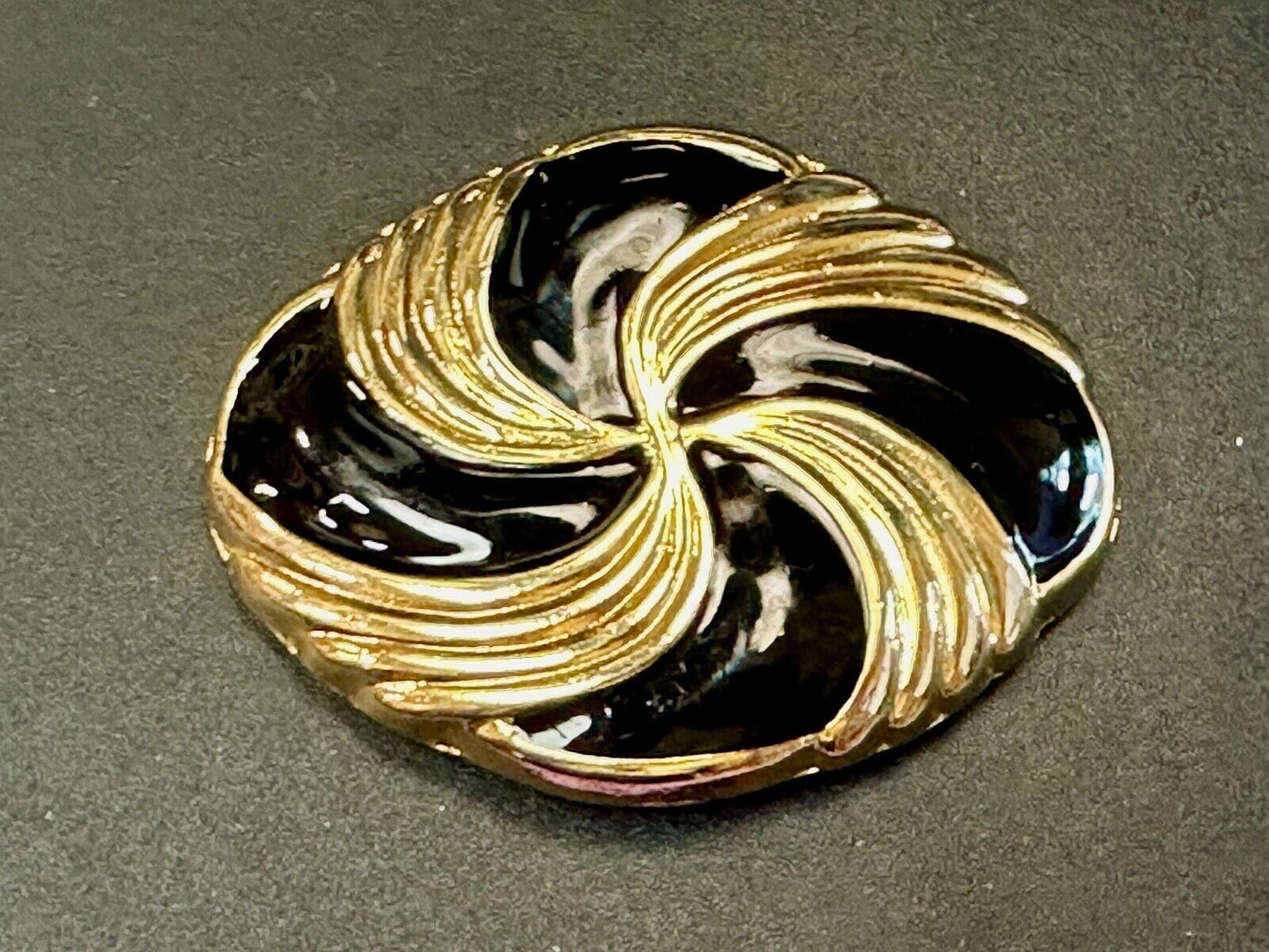 Vintage Day Lor Designer Signed Sash belt buckle Retro Scarf Slide