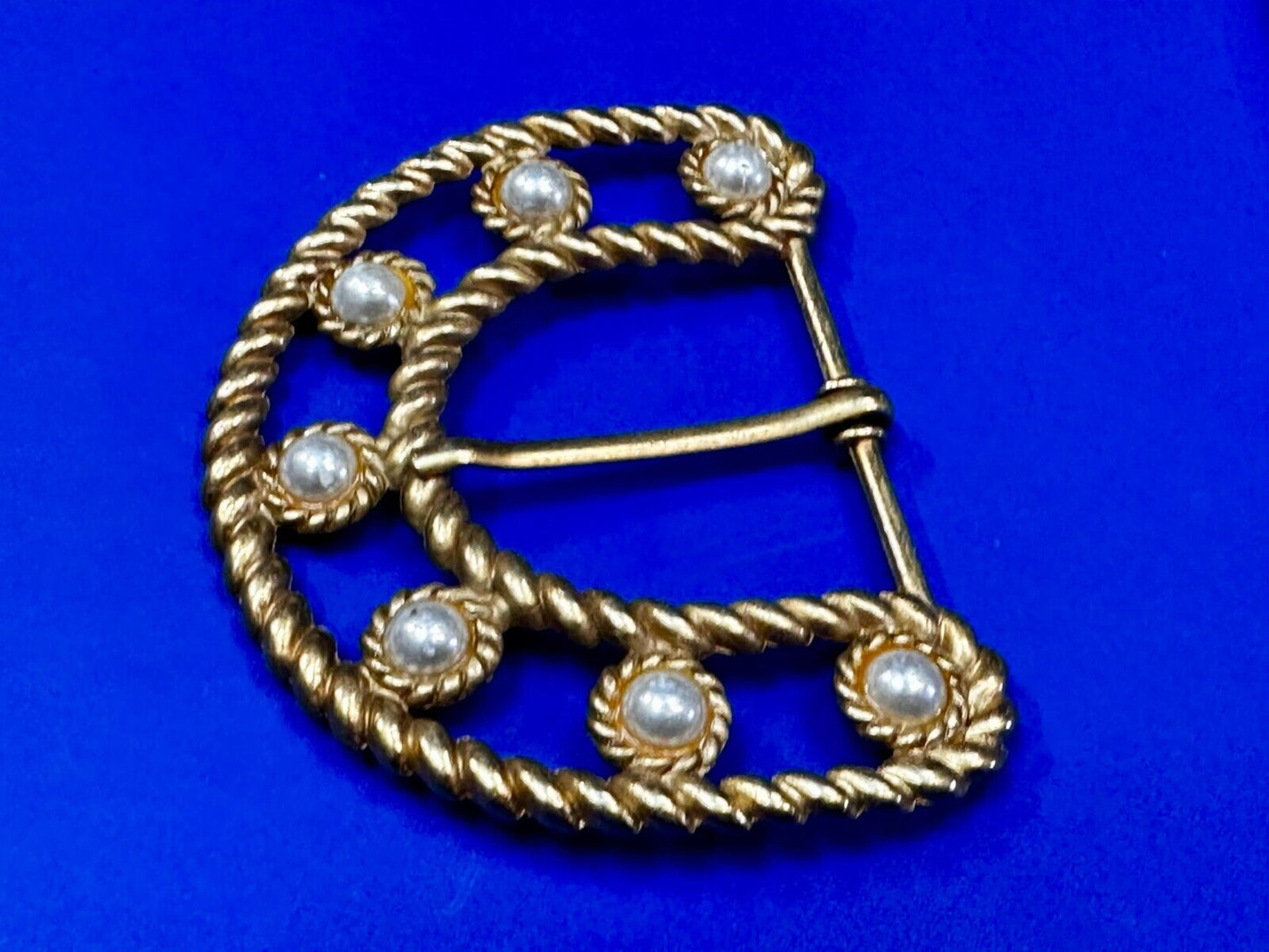 Beautiful Faux Pearl Openwork Rope Border Gold Tone Replacement Belt Buckle