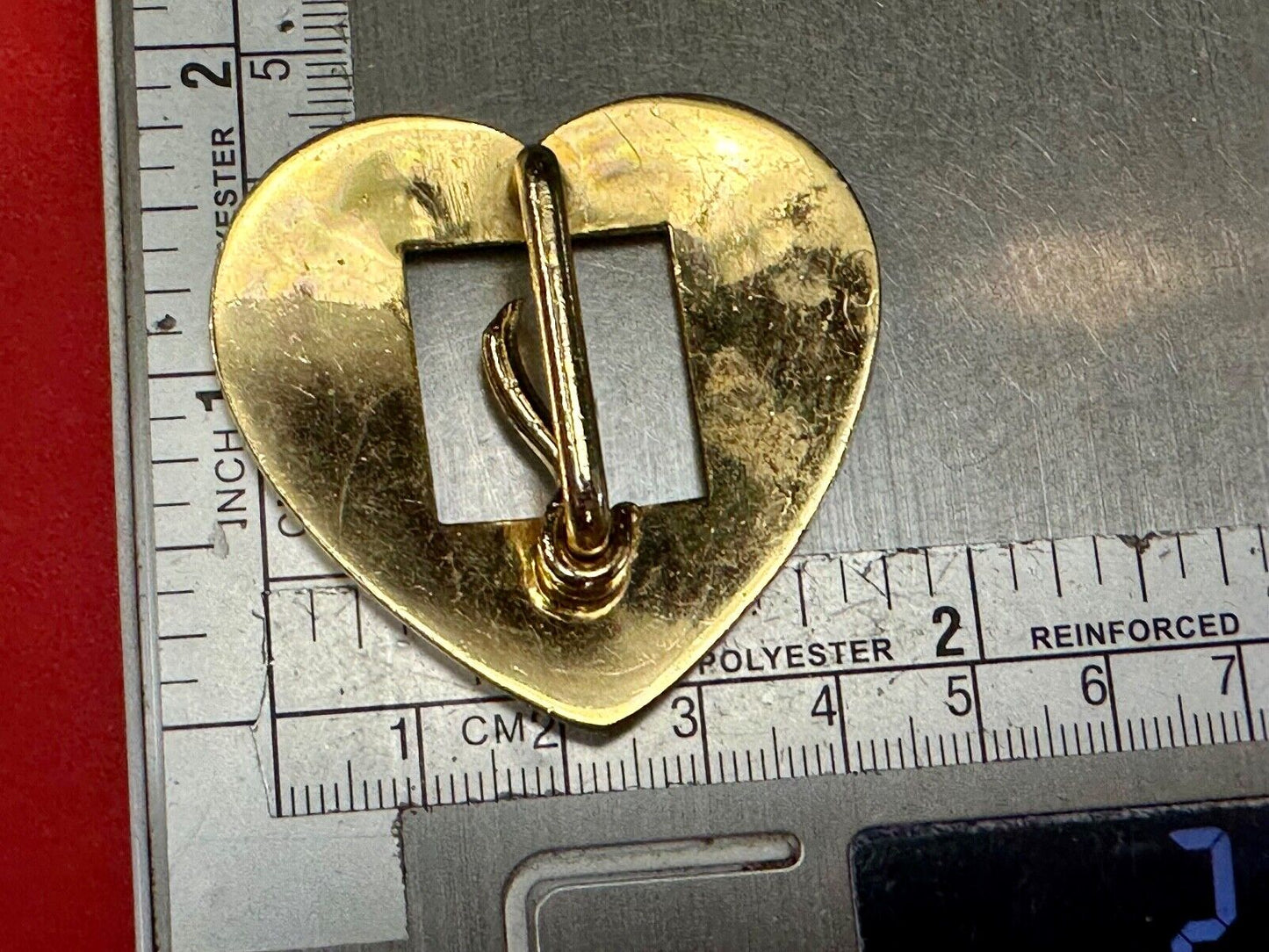 Tiny Gold tone heart shaped western ornate flower swirl belt buckle