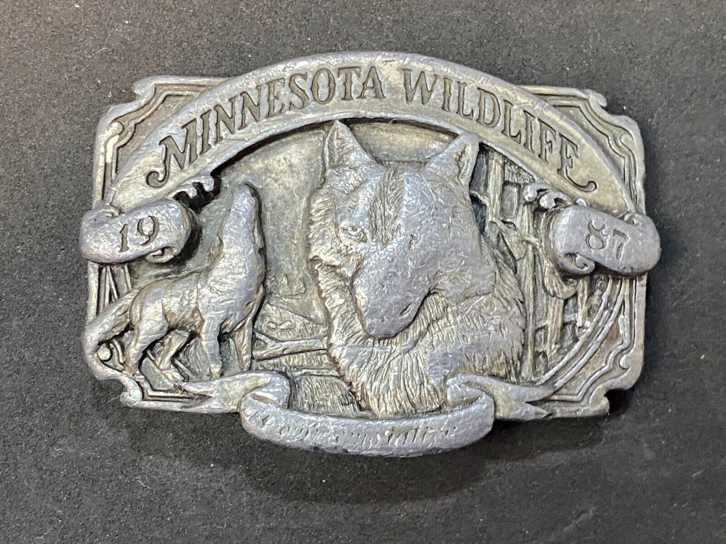 Vintage 1987 Commemorative Timber Wolf State of MN Minesota Wildlife series