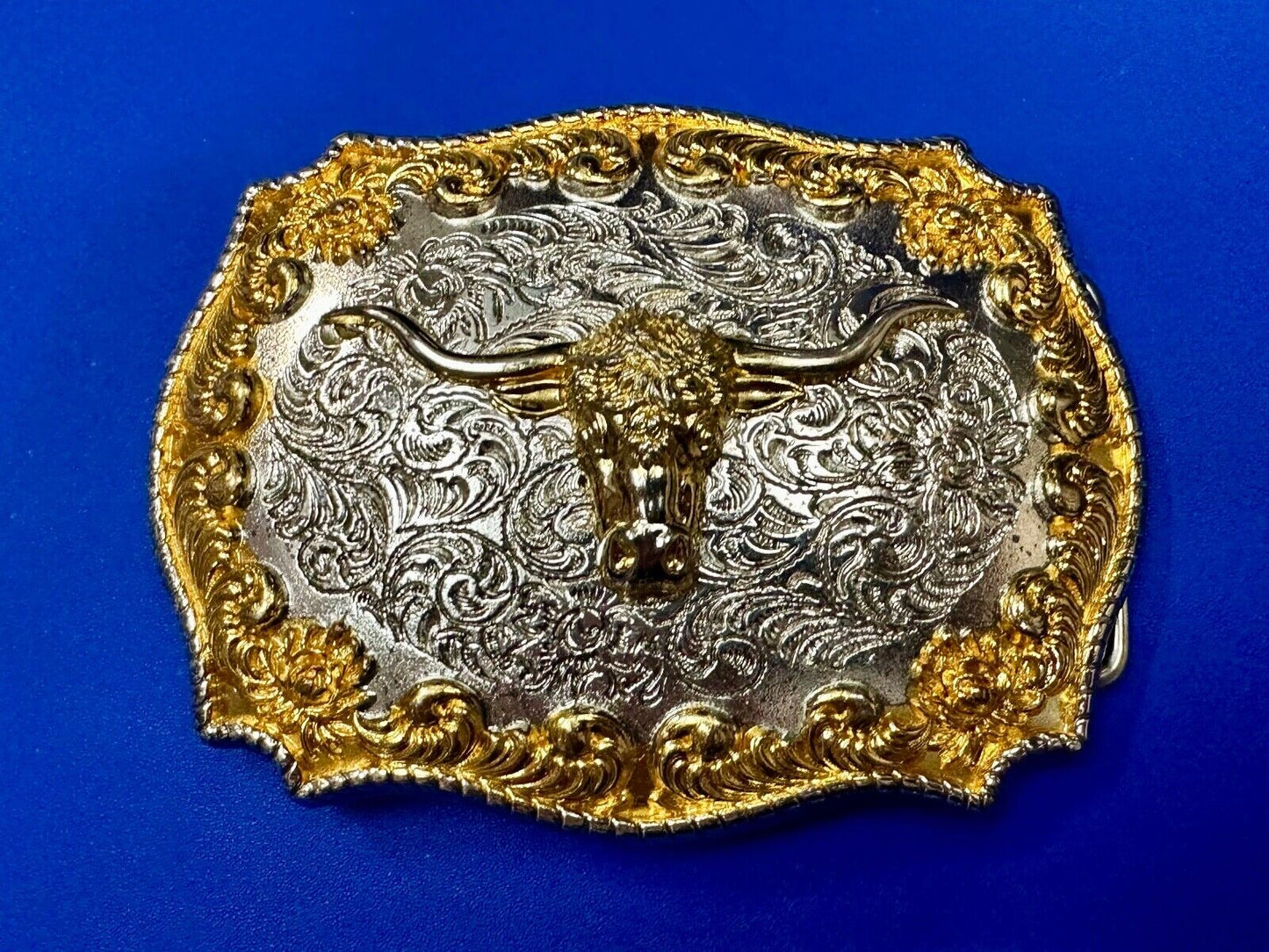 Texas longhorn - Two tone highly Detailed Western Belt Buckle by Jeans Friend