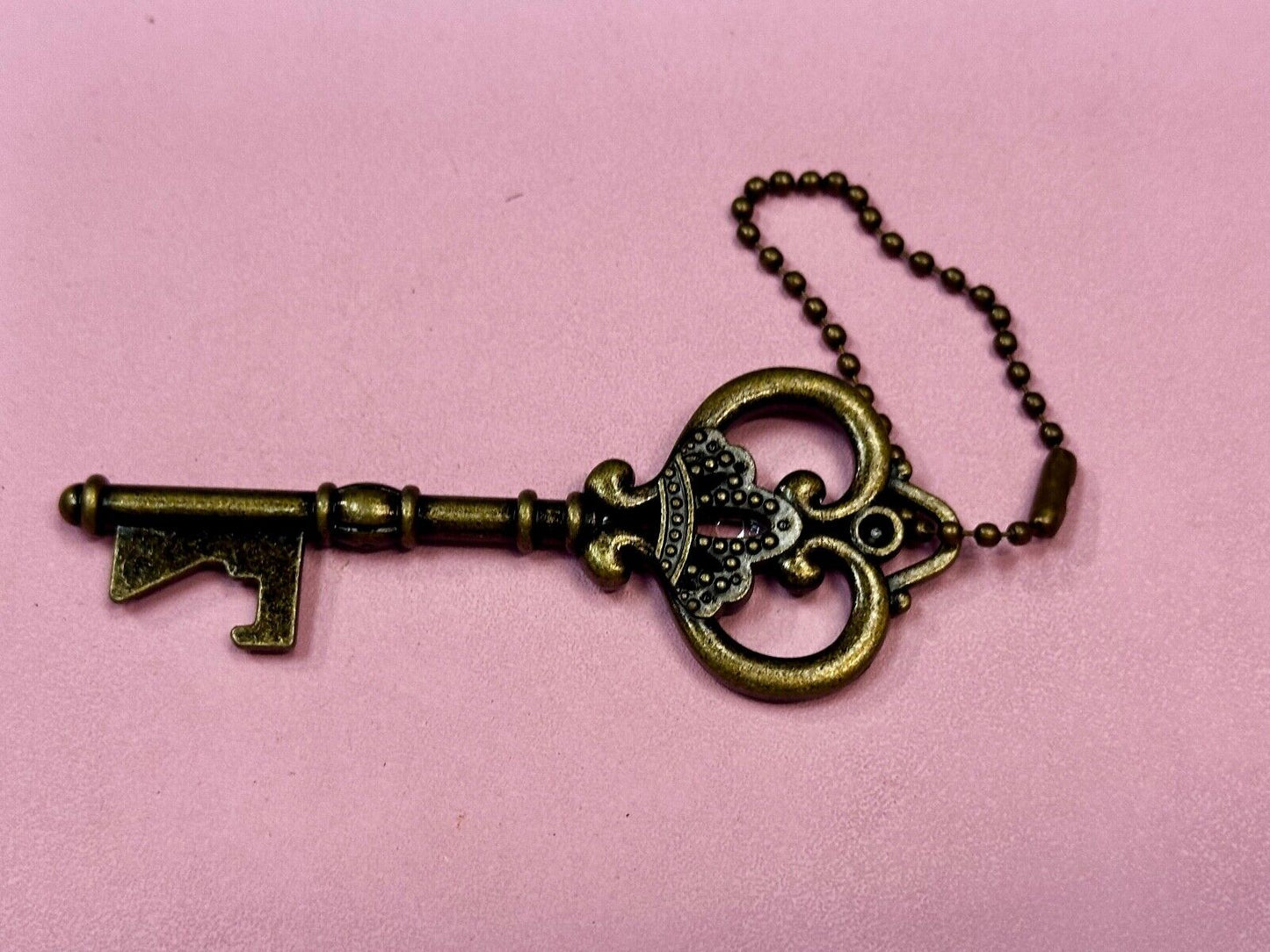 3" Skeleton Key Pendant Antiqued Bronze Keychain, Key Chain Ring Souvenir