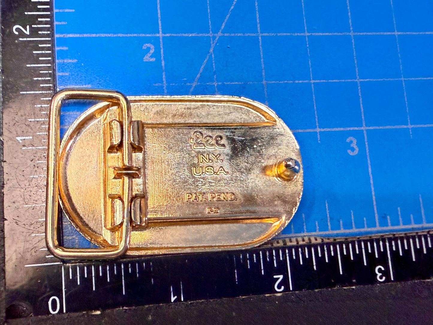 Vintage Custom Initial Letter P Two Tone Lee N.Y Small Belt Buckle