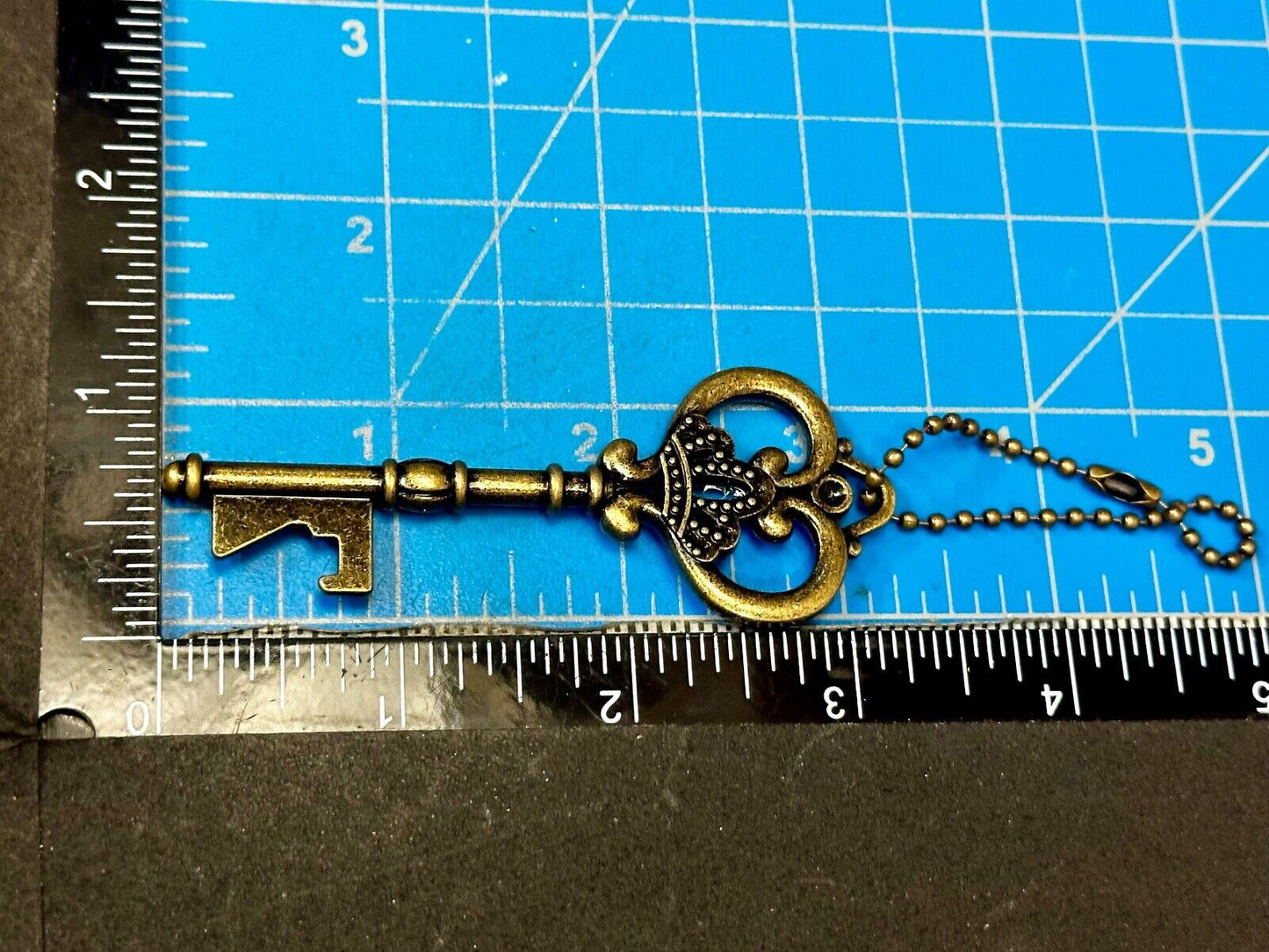 3" Skeleton Key Pendant Antiqued Bronze Keychain, Key Chain Ring Souvenir