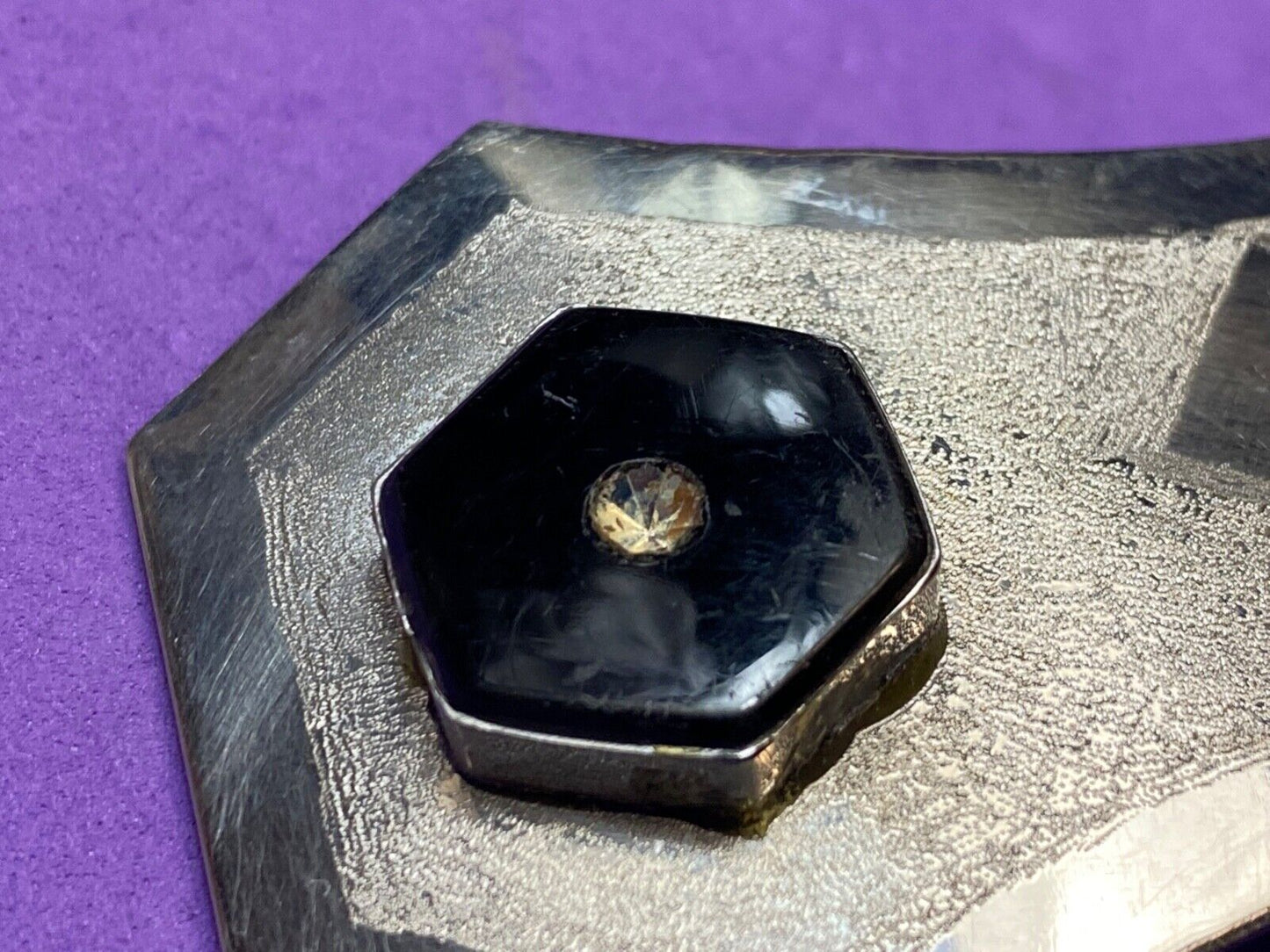 artisan silver color unique shaped unknown to me! belt buckle - space to engrave