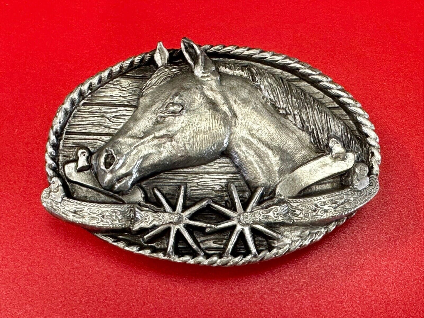 Vintage 1983 Cowboys Horse Lovers spurs siskiyou RARE belt buckle
