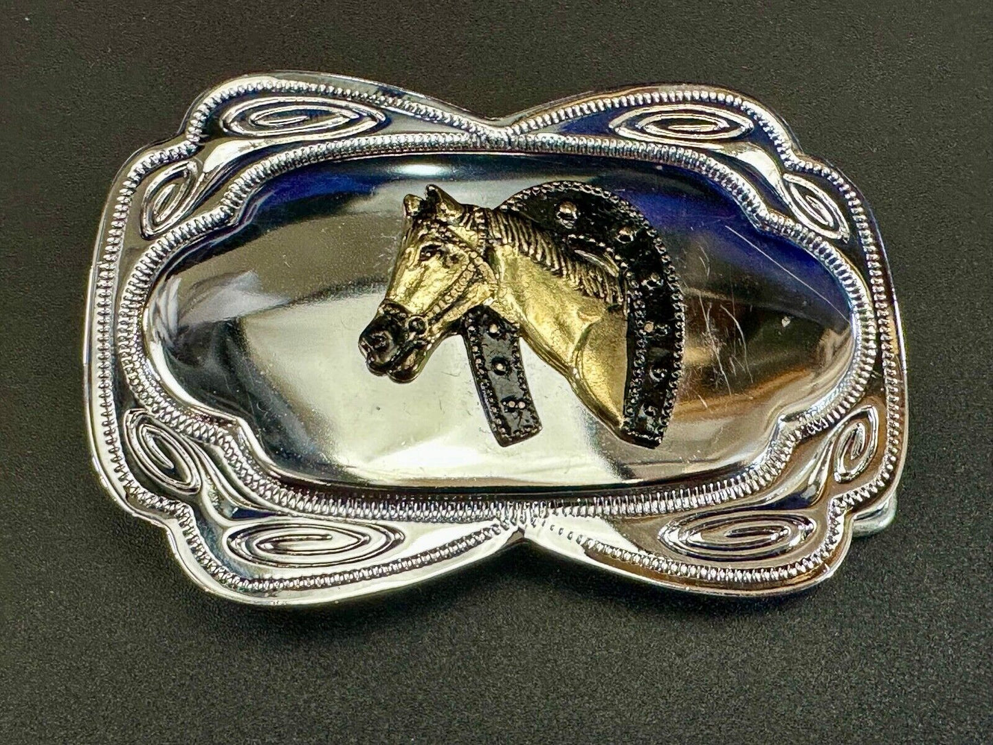 Beautiful NOS Horse head / lucky horseshoe - two tone reflective belt buckle
