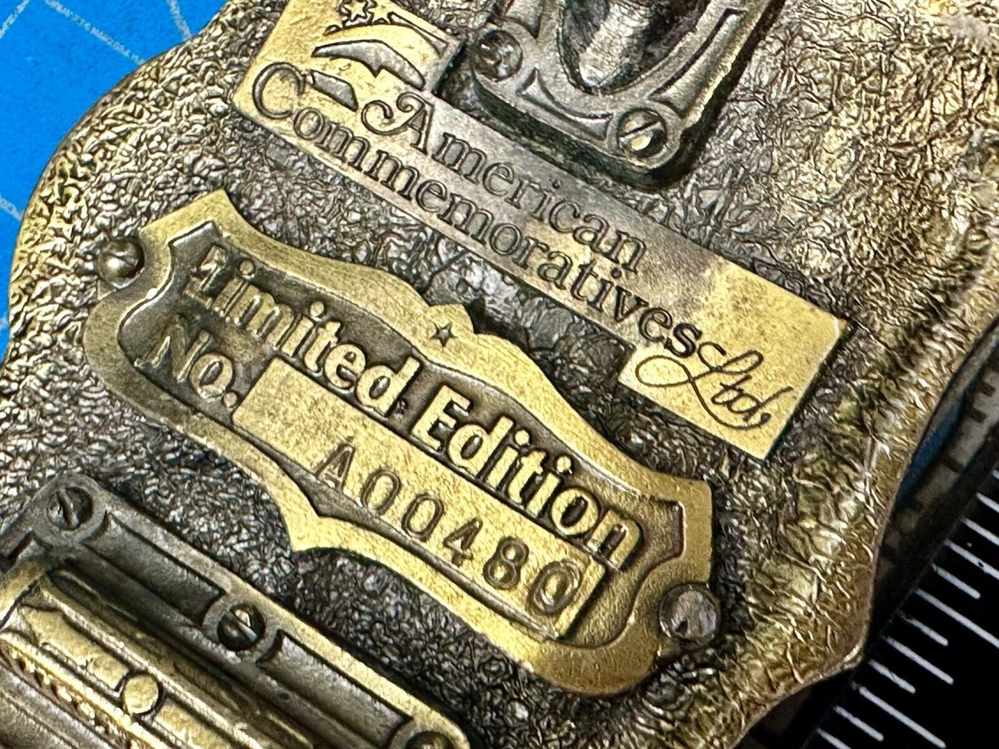 American Presidency Belt Buckle Vintage 200 Years Mount Rushmore Commemorative
