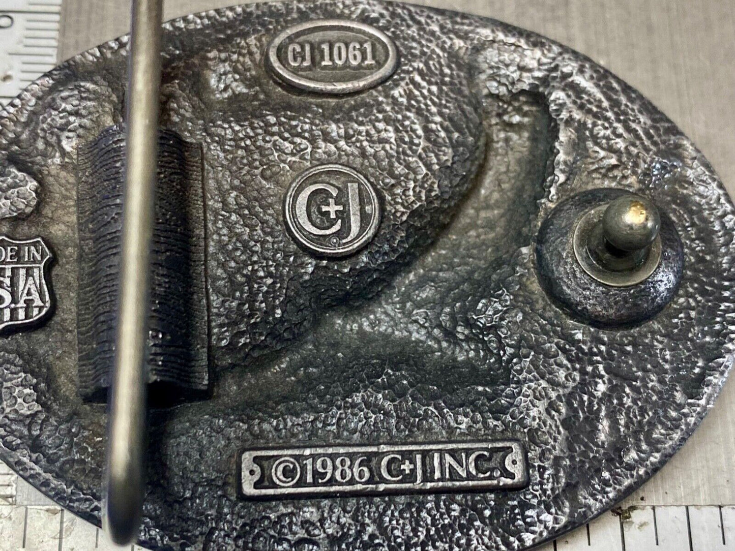 Vintage 1986 Eagle flying high over mountains Alaska belt buckle by C+-J
