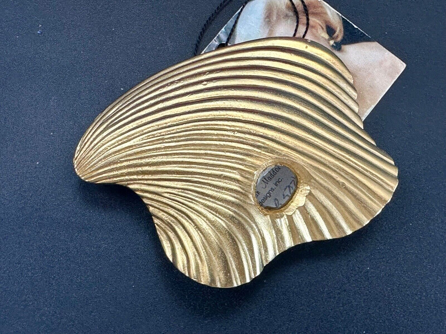 Susan Maddox gold tone abstract style NOS belt buckle
