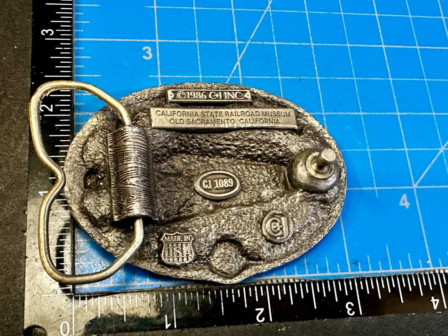 The Covered Wagon Western Pacific Train RR F7 913 EMD VTG 1986 Belt Buckle by CJ
