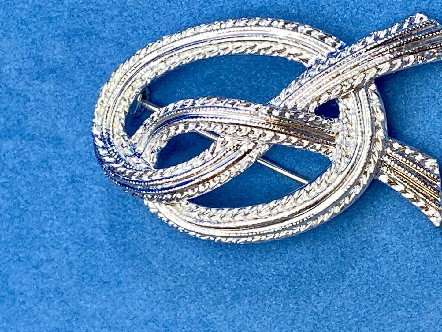 Vintage Emmons Knotted Bow Silver Tone Retro Costume Jewelry Brooch Pin