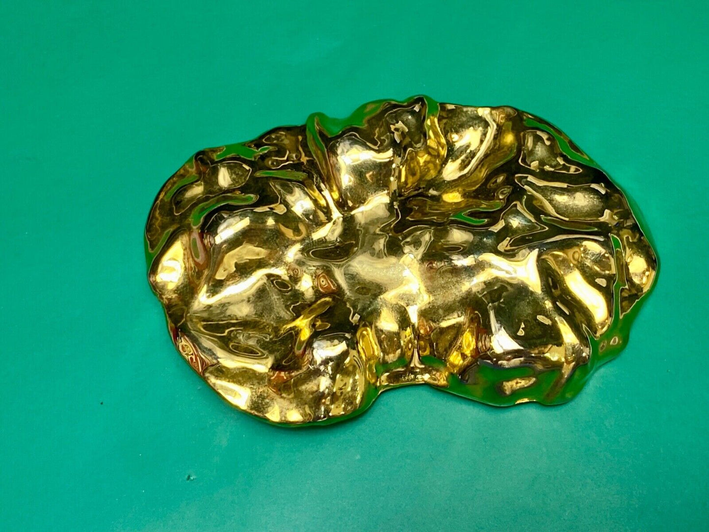Vintage chunky gold tone crinkle pattern 4" wide scarf slide