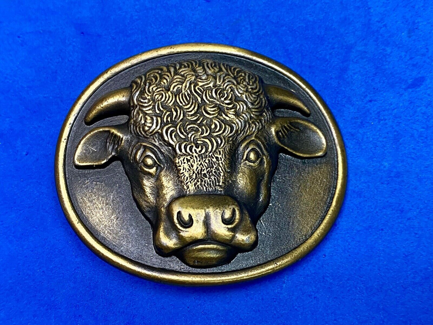 Big Beautiful Cow Head Western Collectable Belt Buckle From Myers-Suzio Signed W