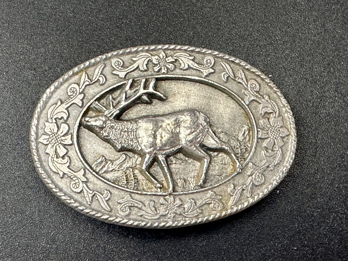 The Great ELK - Vintage 1980 D-4000 Siskiyou 2.75" wide Belt Buckle