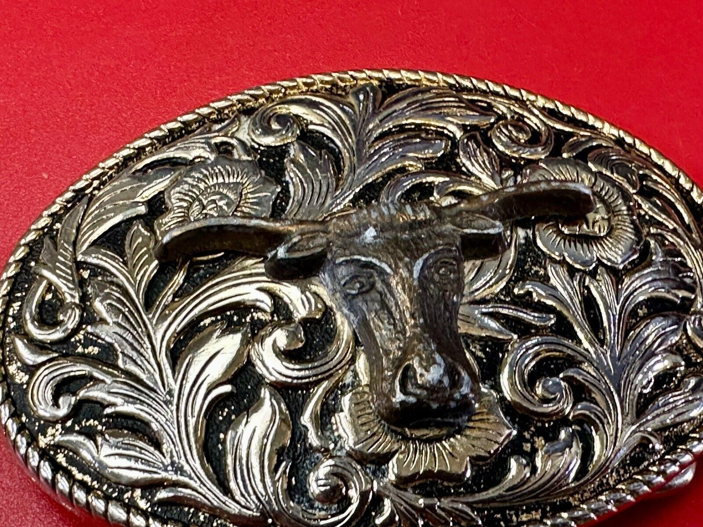 The Longhorn cow steer - cowboys cowgirls western Vintage belt buckle to restore