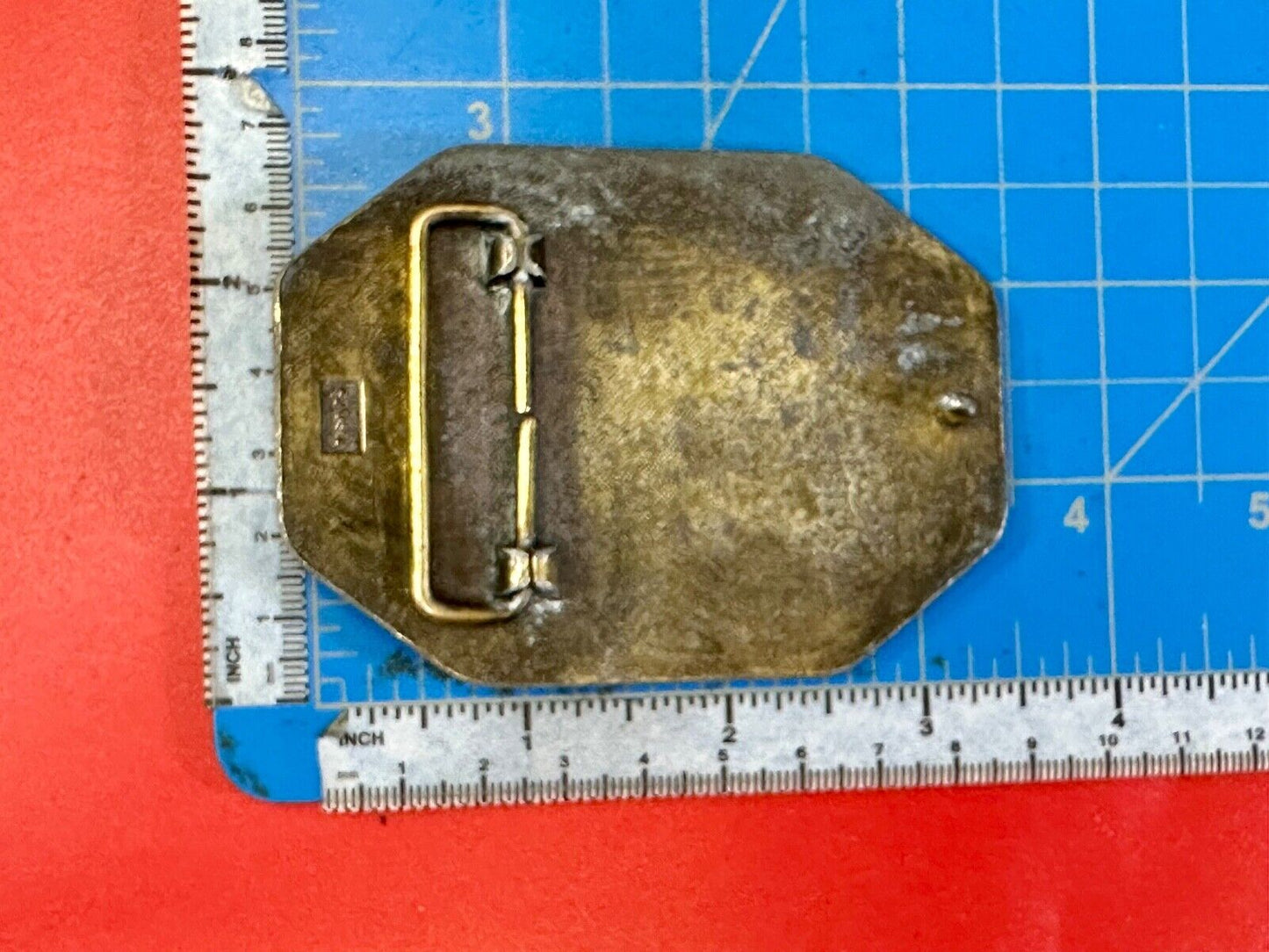 Train Engine Steam Locomotive RR collectors Vintage 70s belt buckle by Avon