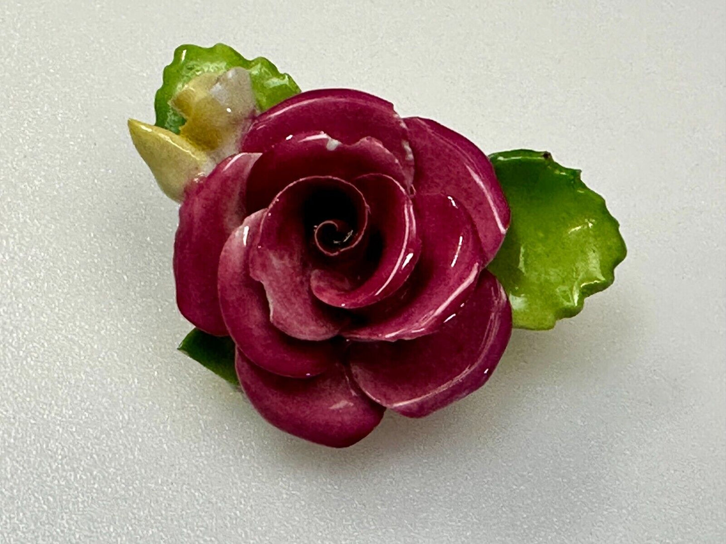 Beautiful Porcelain Red Roses with Green Leaf Brooch Pin Signed by Cara China