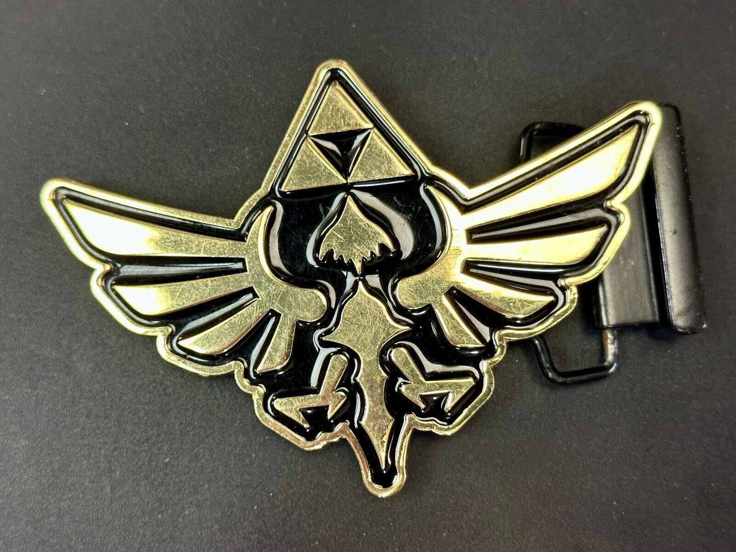 The Legend Of Zelda Black Golden Crest Triforce 2015 Nintendo Belt Buckle Hylian