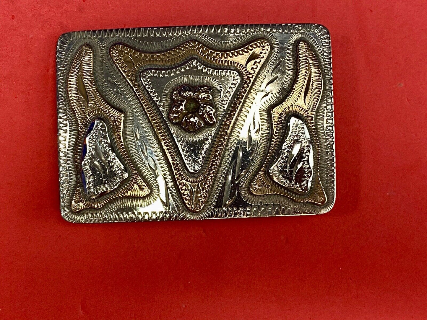 Unique Arrow Shaped Triangle quality mixed metal vintage belt buckle