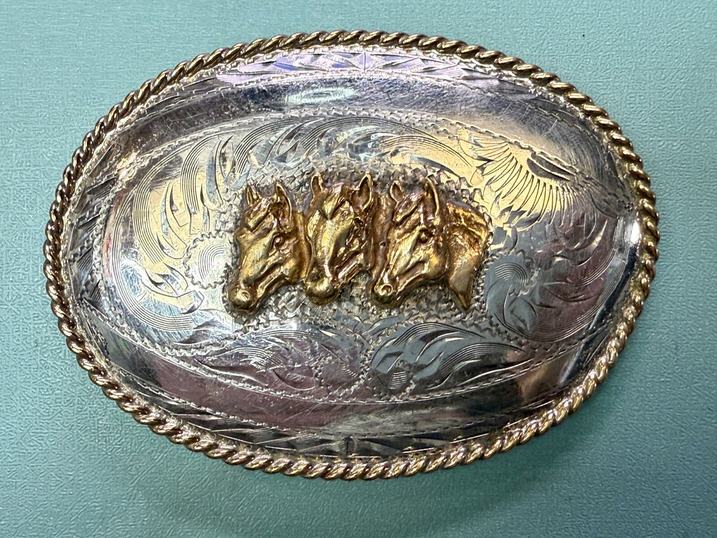 3 Horse Heads - Blank Ribbons Tex Tan Sterling Front Hand Engraved Belt Buckle