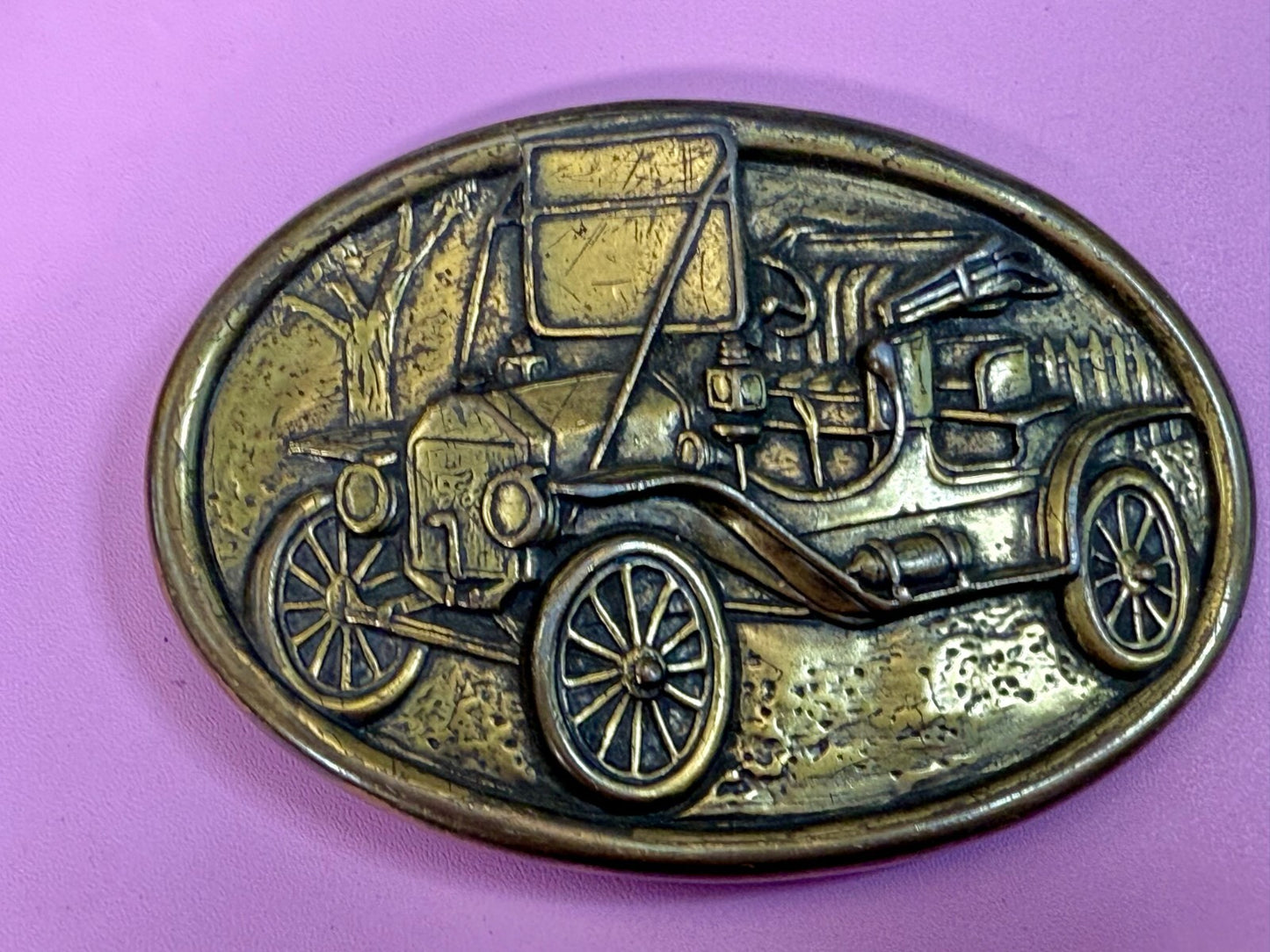 Vintage Avon Collectible Ford Model T Car Collectors Brass Tone Belt Buckle