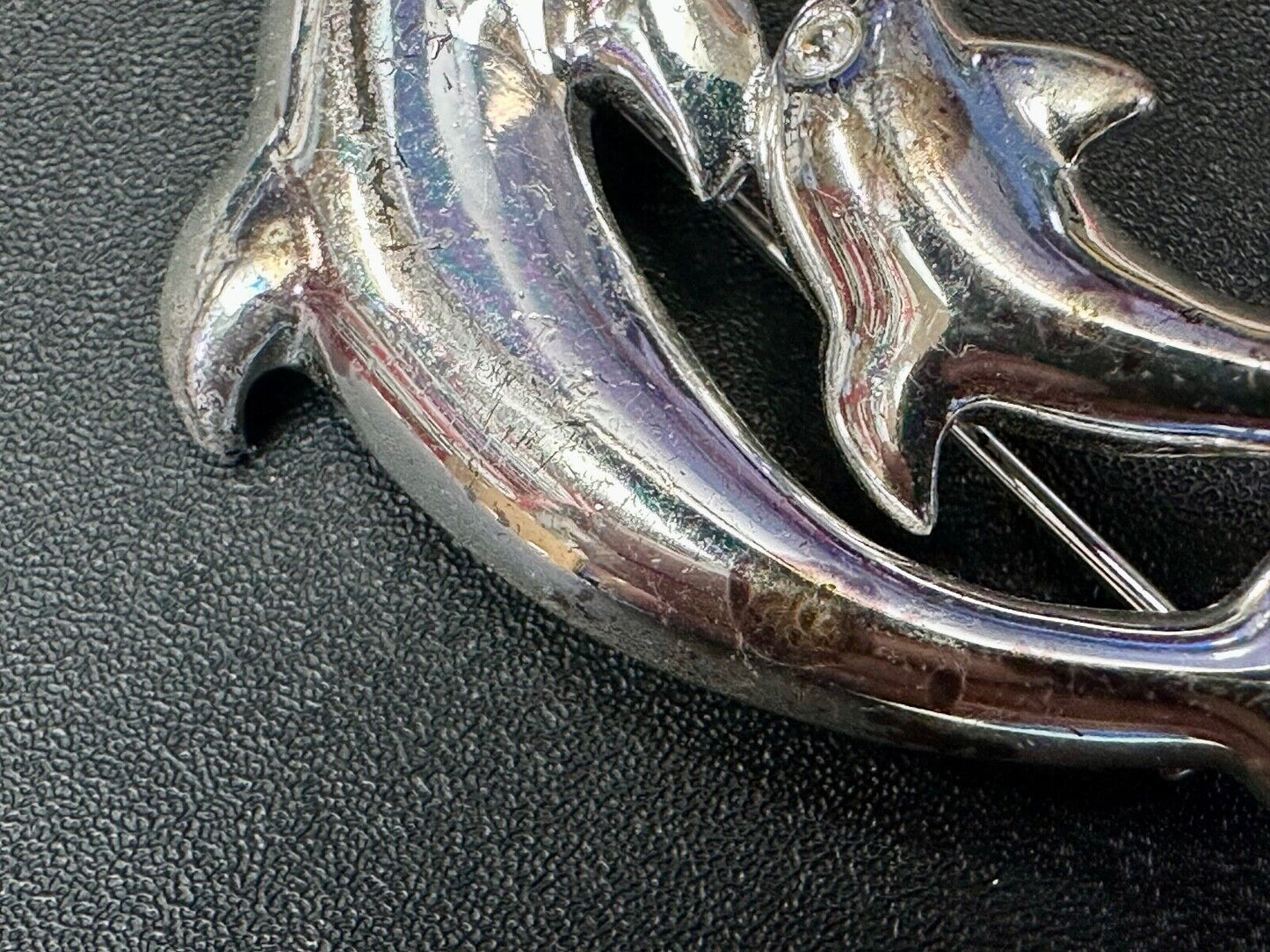 Two Dolphins Curved Jumping in ocean scene AK Anne Klein Brooch Pin