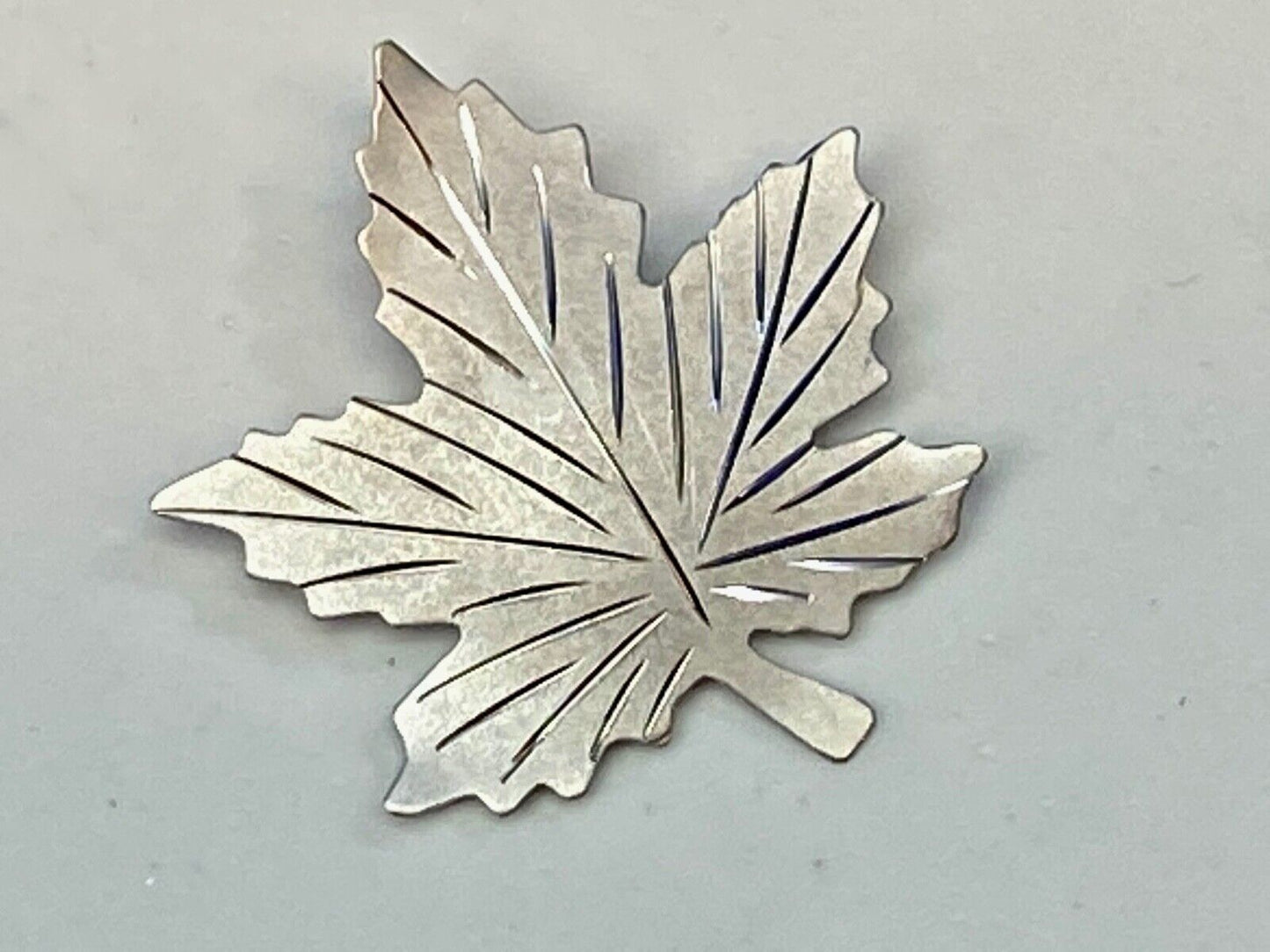 Vintage Canadian Maple Leaf Sterling Silver 925 Brooch Pin Signed Bond Boyd